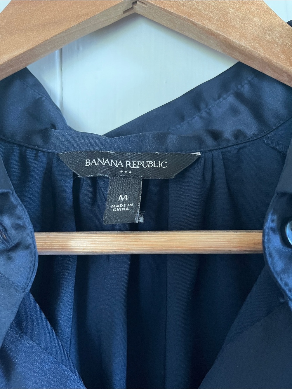 Sleeveless Satin Button-Down Top - Navy - Picture 2 of 3